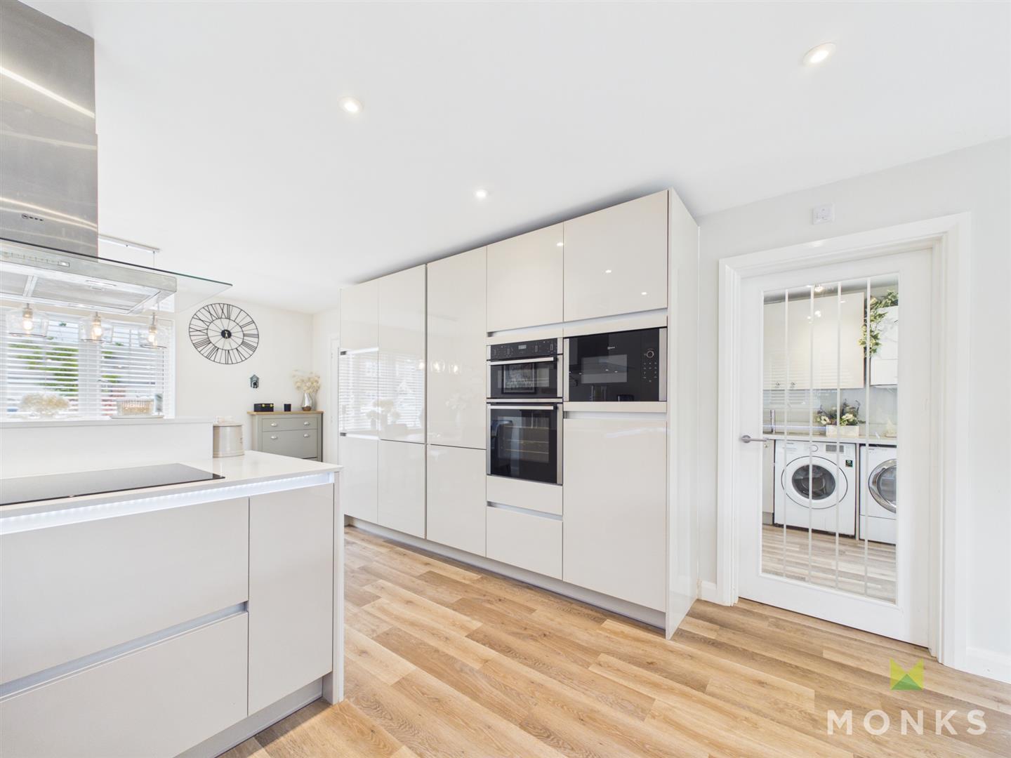 5 Abbot Drive, Shrewsbury, SY4 4FF For Sale